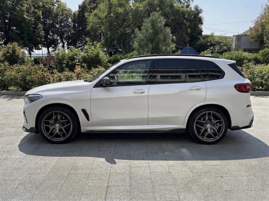 X5 G05 Options